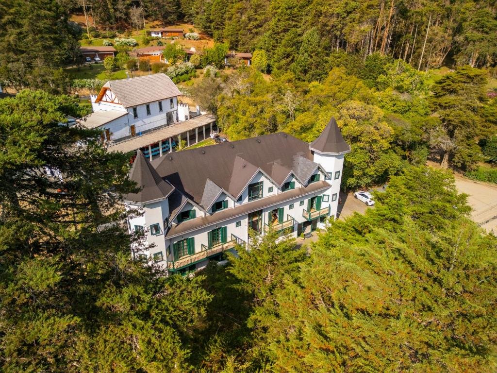 https://quetalumatrip.com/onde-se-hospedar-em-campos-do-jordao/